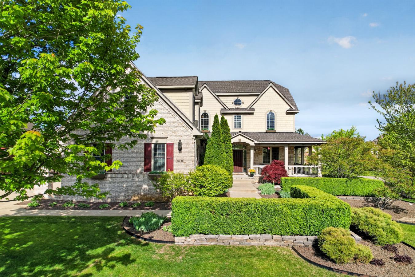 South Lyon, Livingston County, 48178, United States, 4 Bedrooms Bedrooms, ,4 BathroomsBathrooms,Residential,For Sale,2049912