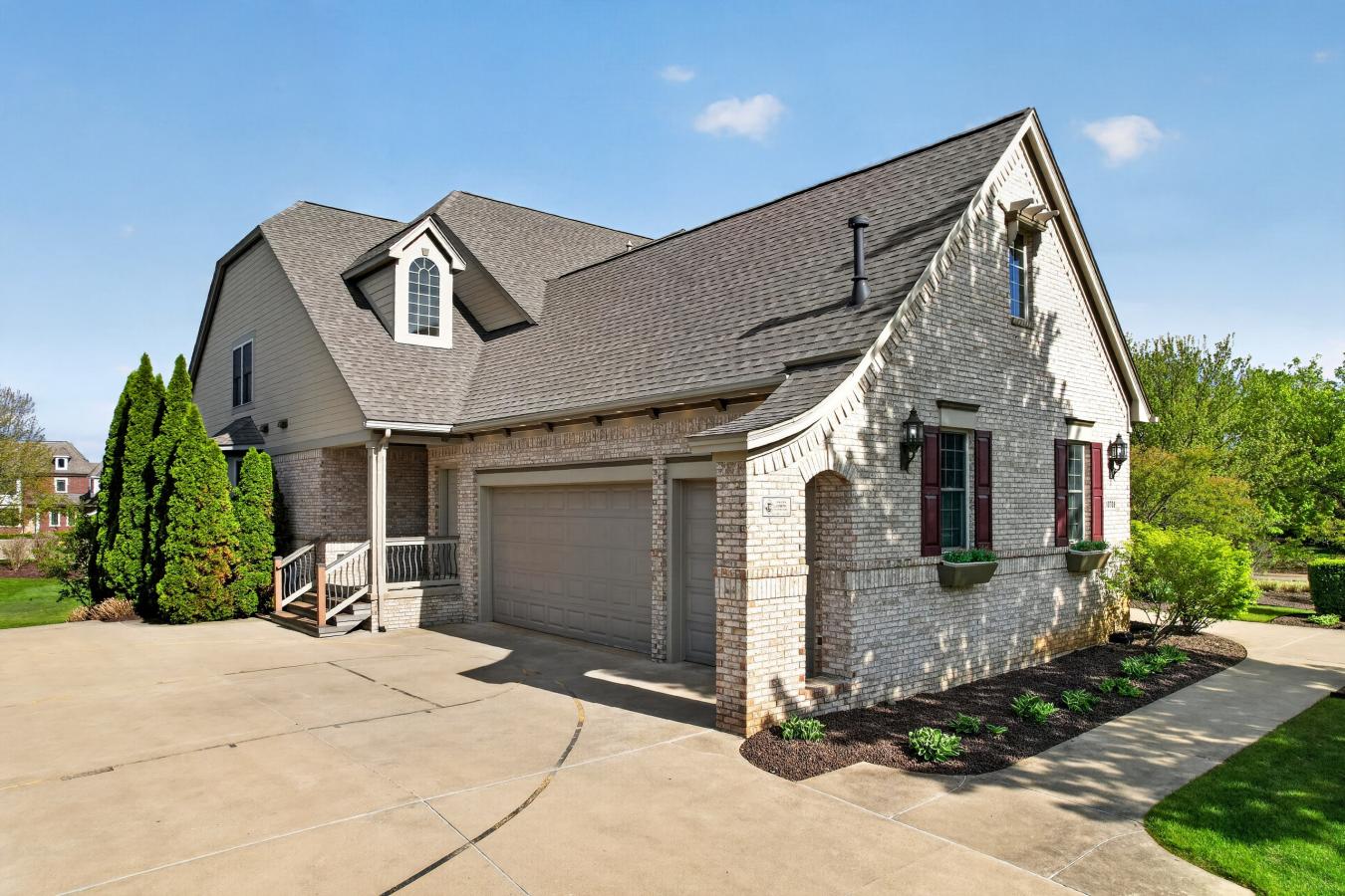 South Lyon, Livingston County, 48178, United States, 4 Bedrooms Bedrooms, ,4 BathroomsBathrooms,Residential,For Sale,2049912