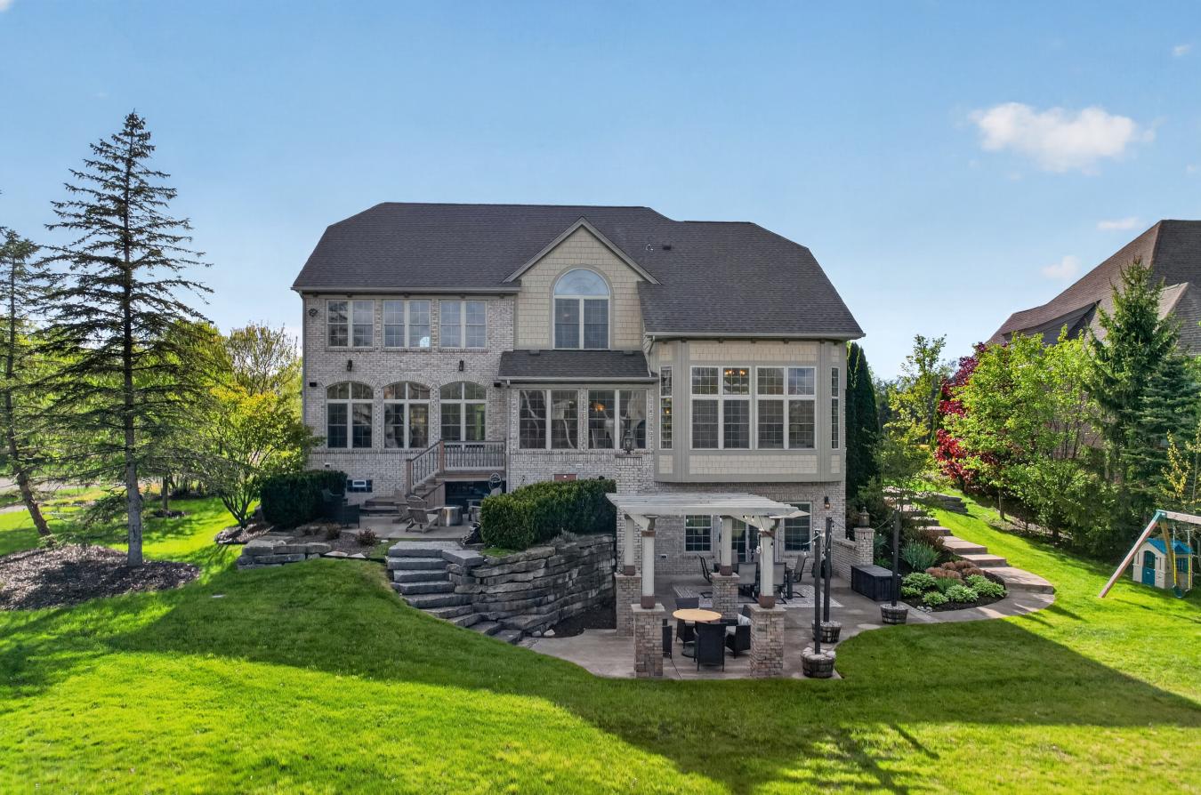 South Lyon, Livingston County, 48178, United States, 4 Bedrooms Bedrooms, ,4 BathroomsBathrooms,Residential,For Sale,2049912