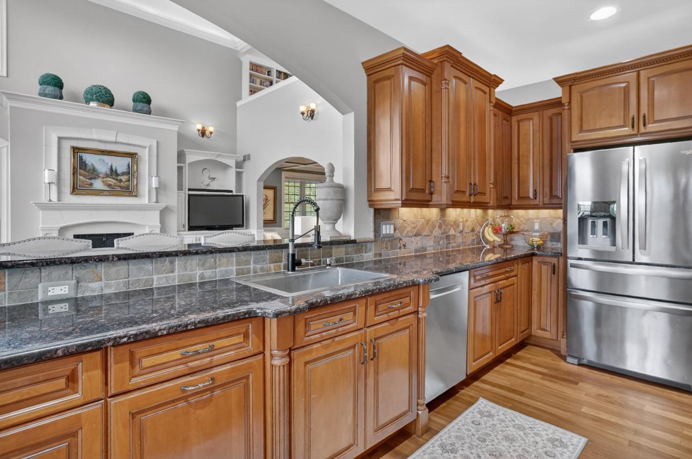 South Lyon, Livingston County, 48178, United States, 4 Bedrooms Bedrooms, ,4 BathroomsBathrooms,Residential,For Sale,2049912