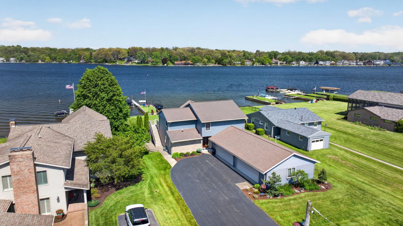 Conneaut Lake, Crawford, 16316, United States, 5 Bedrooms Bedrooms, ,3 BathroomsBathrooms,Residential,For Sale,2049911