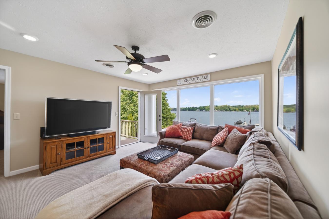 Conneaut Lake, Crawford, 16316, United States, 5 Bedrooms Bedrooms, ,3 BathroomsBathrooms,Residential,For Sale,2049911