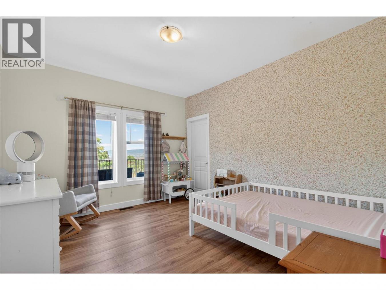 Kaleden, BC, V0H1K0, Canada, 5 Bedrooms Bedrooms, ,3 BathroomsBathrooms,Residential,For Sale,2049910