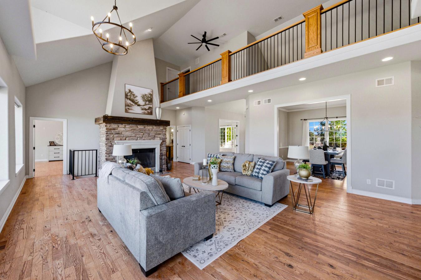 Pueblo, Colorado, 81004, United States, 7 Bedrooms Bedrooms, ,6 BathroomsBathrooms,Residential,For Sale,2049909