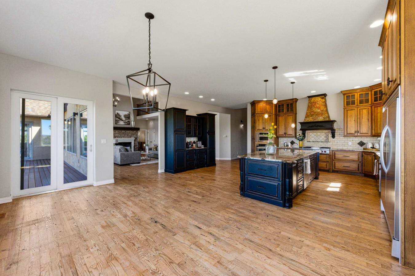 Pueblo, Colorado, 81004, United States, 7 Bedrooms Bedrooms, ,6 BathroomsBathrooms,Residential,For Sale,2049909