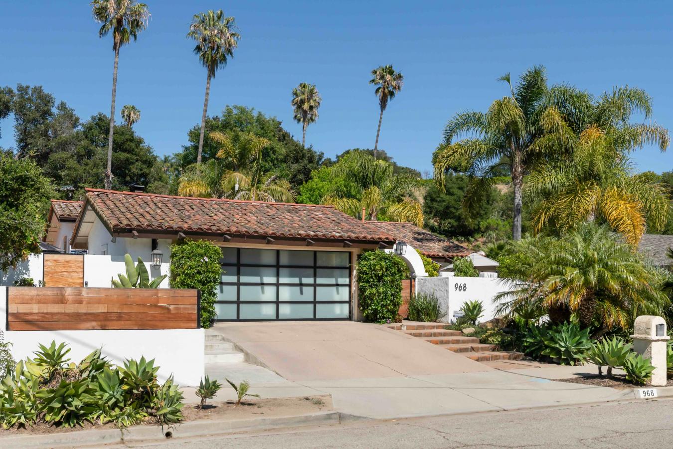 Santa Barbara, Santa Barbara, 93111, United States, 4 Bedrooms Bedrooms, ,3 BathroomsBathrooms,Residential,For Sale,2049908