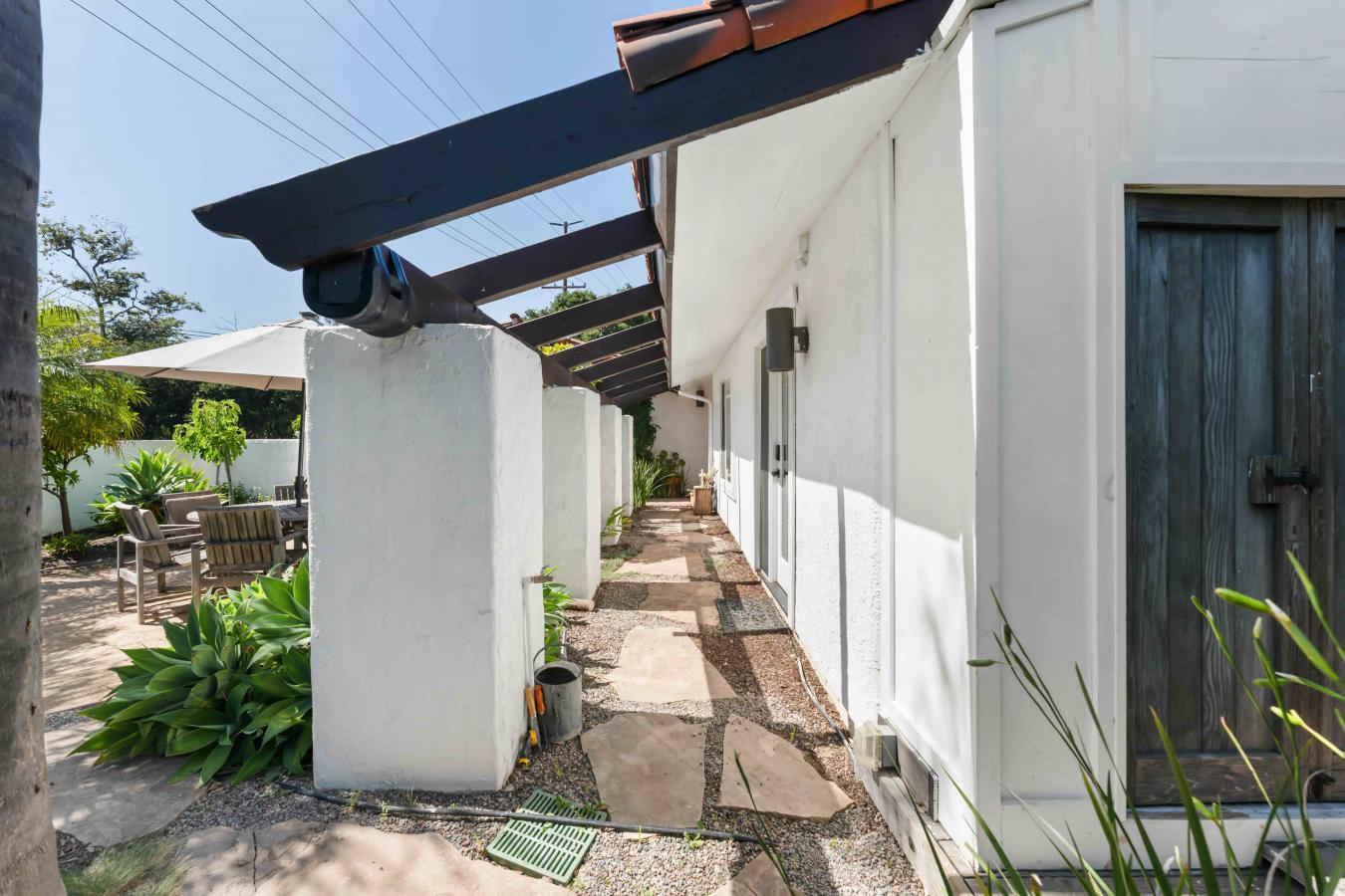 Santa Barbara, Santa Barbara, 93111, United States, 4 Bedrooms Bedrooms, ,3 BathroomsBathrooms,Residential,For Sale,2049908