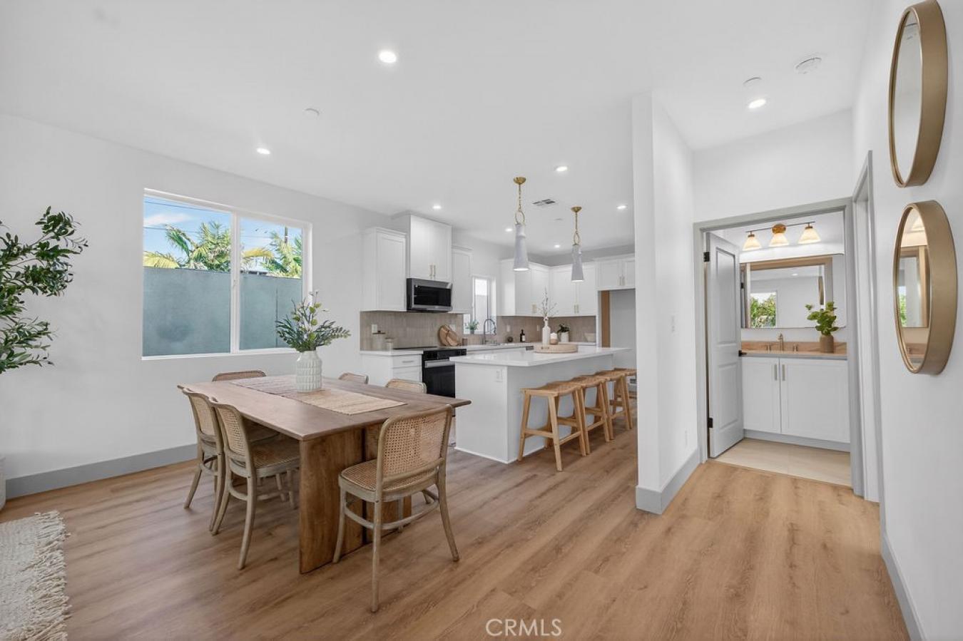 Paramount, Los Angeles, 90723, United States, 6 Bedrooms Bedrooms, ,4 BathroomsBathrooms,Residential,For Sale,2049906