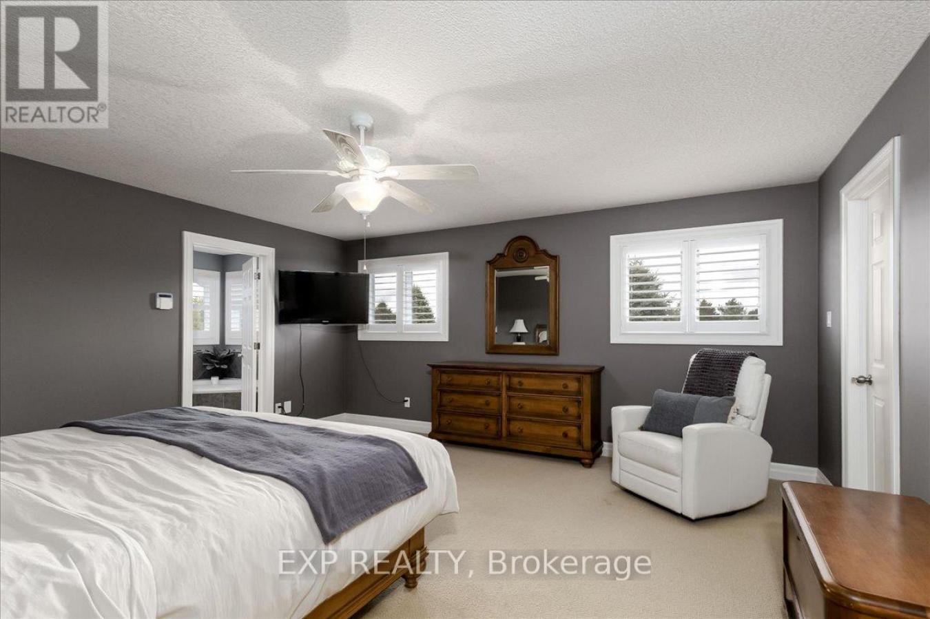 Dorchester, ON, N0L 1G3, Canada, 5 Bedrooms Bedrooms, ,4 BathroomsBathrooms,Residential,For Sale,2049900