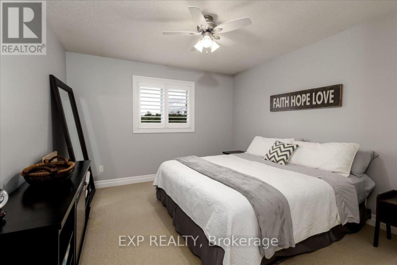 Dorchester, ON, N0L 1G3, Canada, 5 Bedrooms Bedrooms, ,4 BathroomsBathrooms,Residential,For Sale,2049900