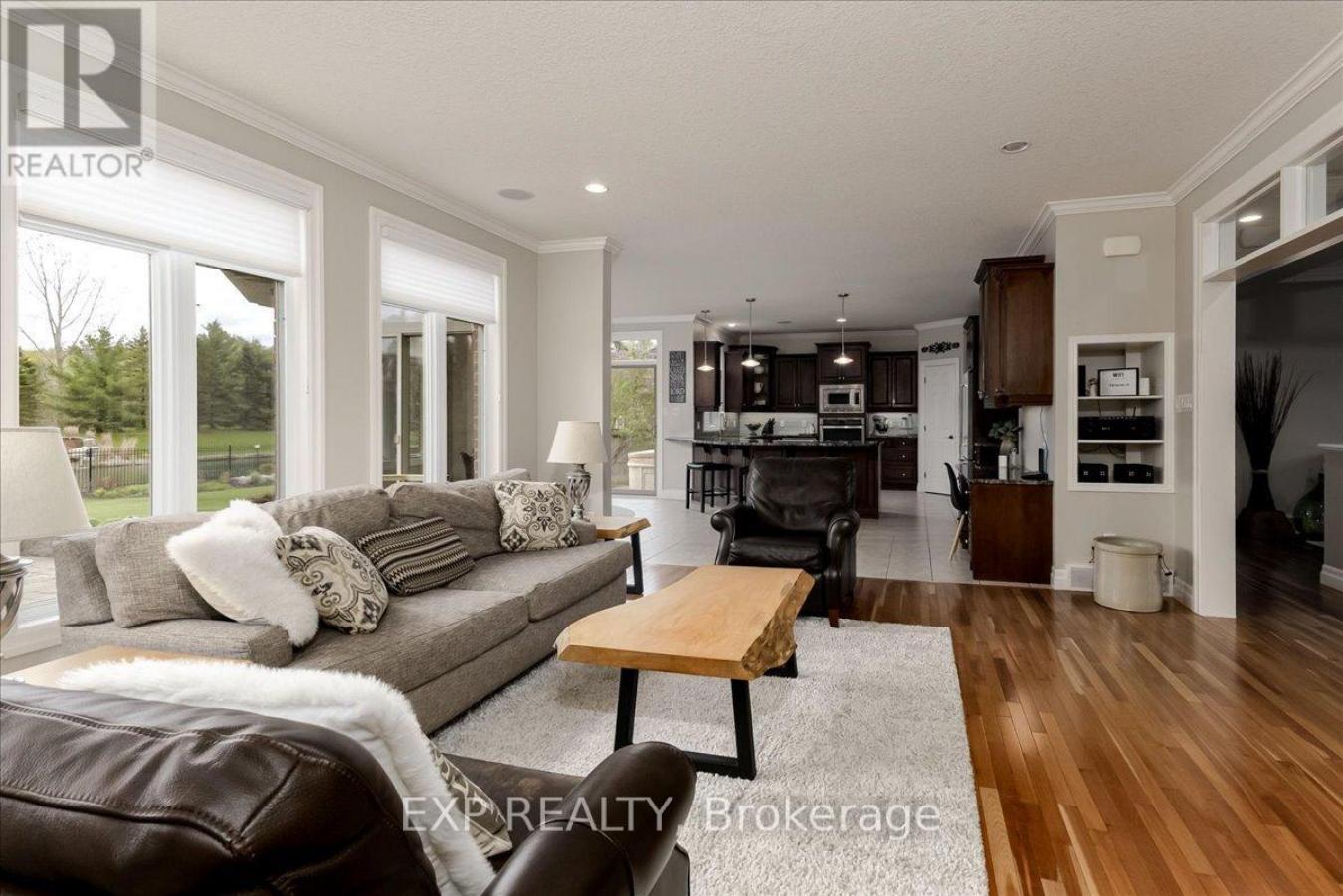 Dorchester, ON, N0L 1G3, Canada, 5 Bedrooms Bedrooms, ,4 BathroomsBathrooms,Residential,For Sale,2049900