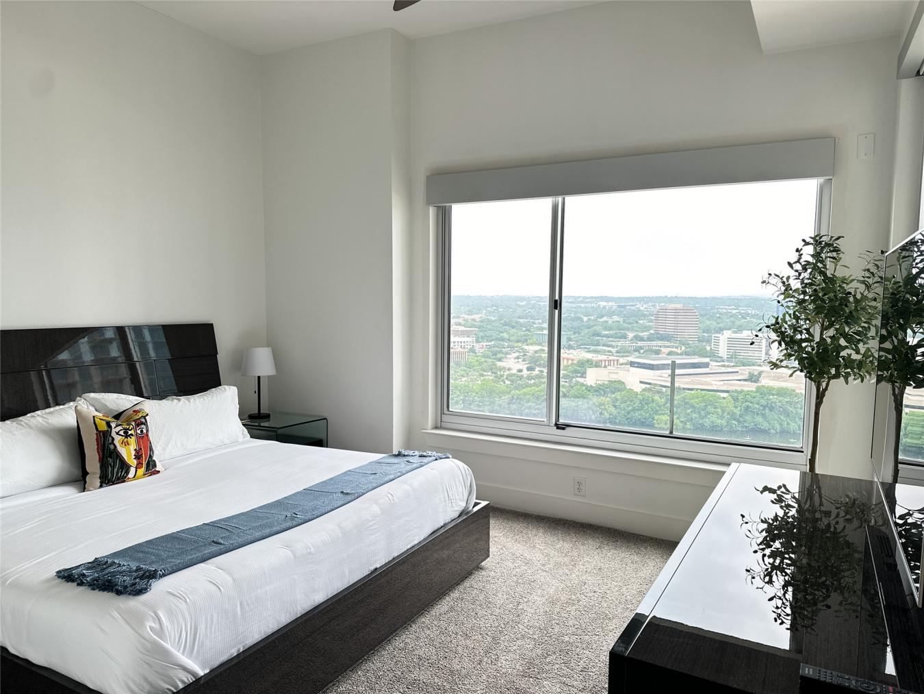 Austin, Travis, 78701, United States, 2 Bedrooms Bedrooms, ,2 BathroomsBathrooms,Residential,For Sale,2049899