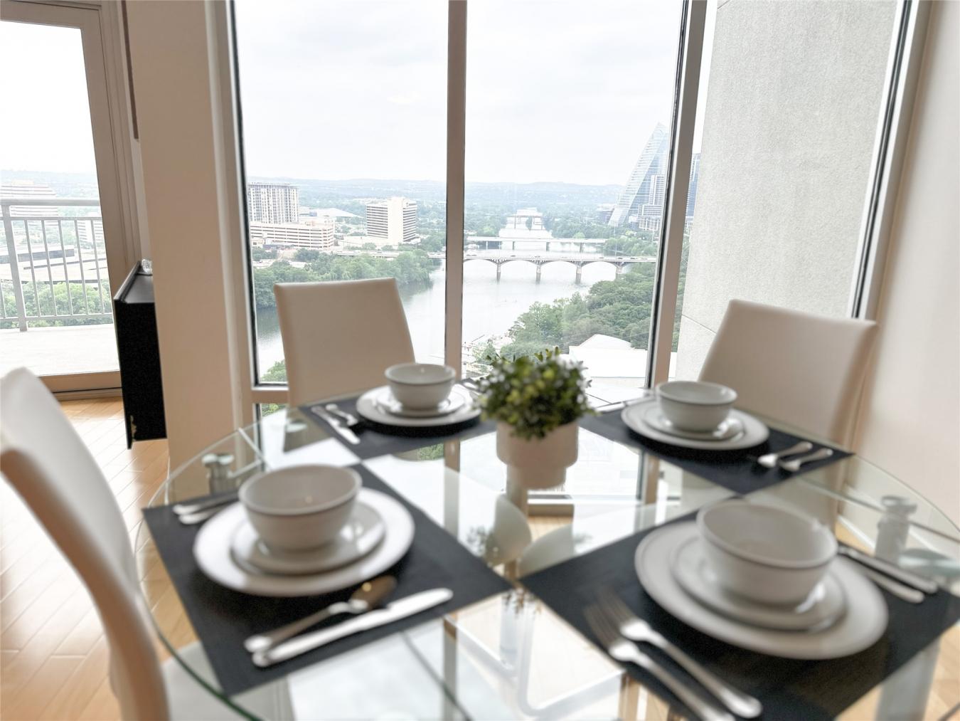 Austin, Travis, 78701, United States, 2 Bedrooms Bedrooms, ,2 BathroomsBathrooms,Residential,For Sale,2049899