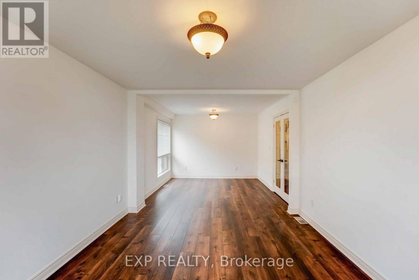 Niagara-on-the-Lake, Ontario, L0S1T0, Canada, 5 Bedrooms Bedrooms, ,3 BathroomsBathrooms,Residential,For Sale,2049898