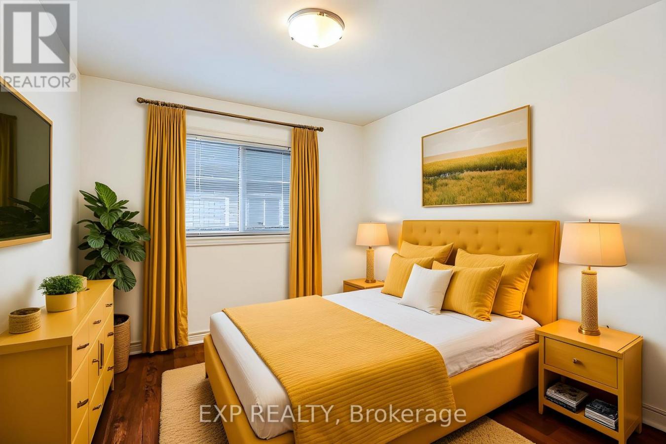Niagara-on-the-Lake, Ontario, L0S1T0, Canada, 5 Bedrooms Bedrooms, ,3 BathroomsBathrooms,Residential,For Sale,2049898