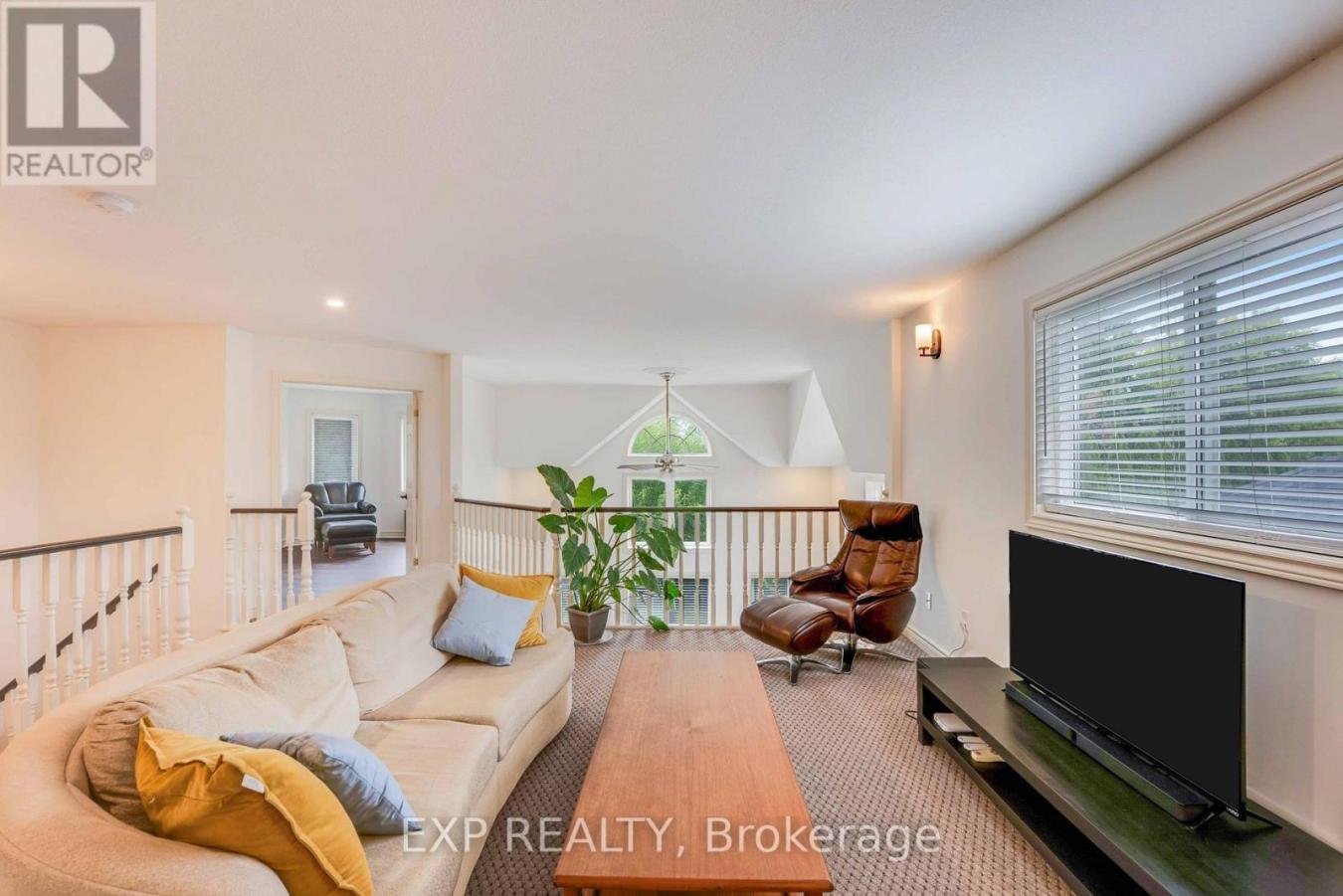 Niagara-on-the-Lake, Ontario, L0S1T0, Canada, 5 Bedrooms Bedrooms, ,3 BathroomsBathrooms,Residential,For Sale,2049898