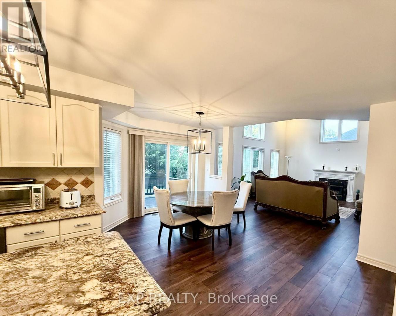 Niagara-on-the-Lake, Ontario, L0S1T0, Canada, 5 Bedrooms Bedrooms, ,3 BathroomsBathrooms,Residential,For Sale,2049898