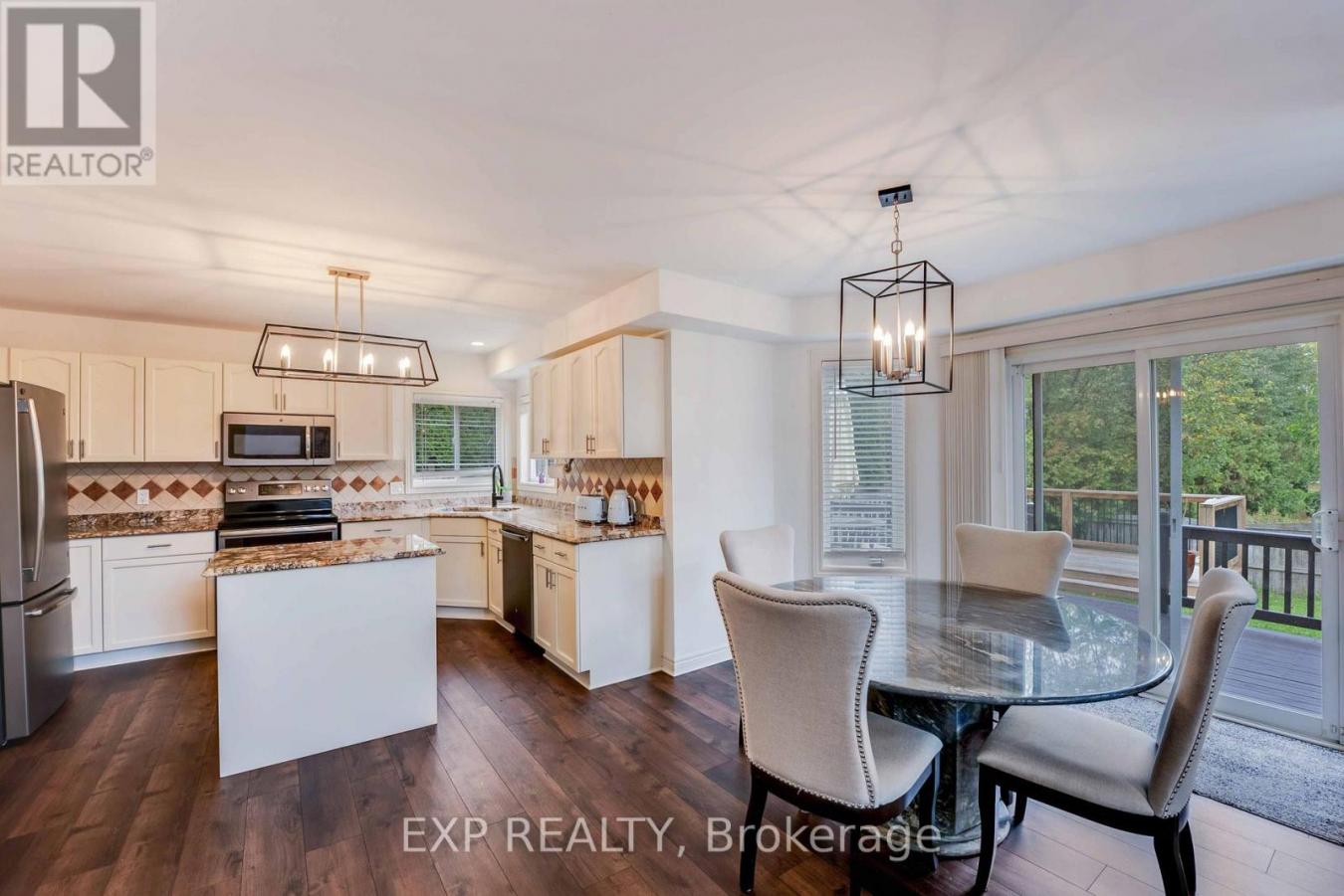 Niagara-on-the-Lake, Ontario, L0S1T0, Canada, 5 Bedrooms Bedrooms, ,3 BathroomsBathrooms,Residential,For Sale,2049898