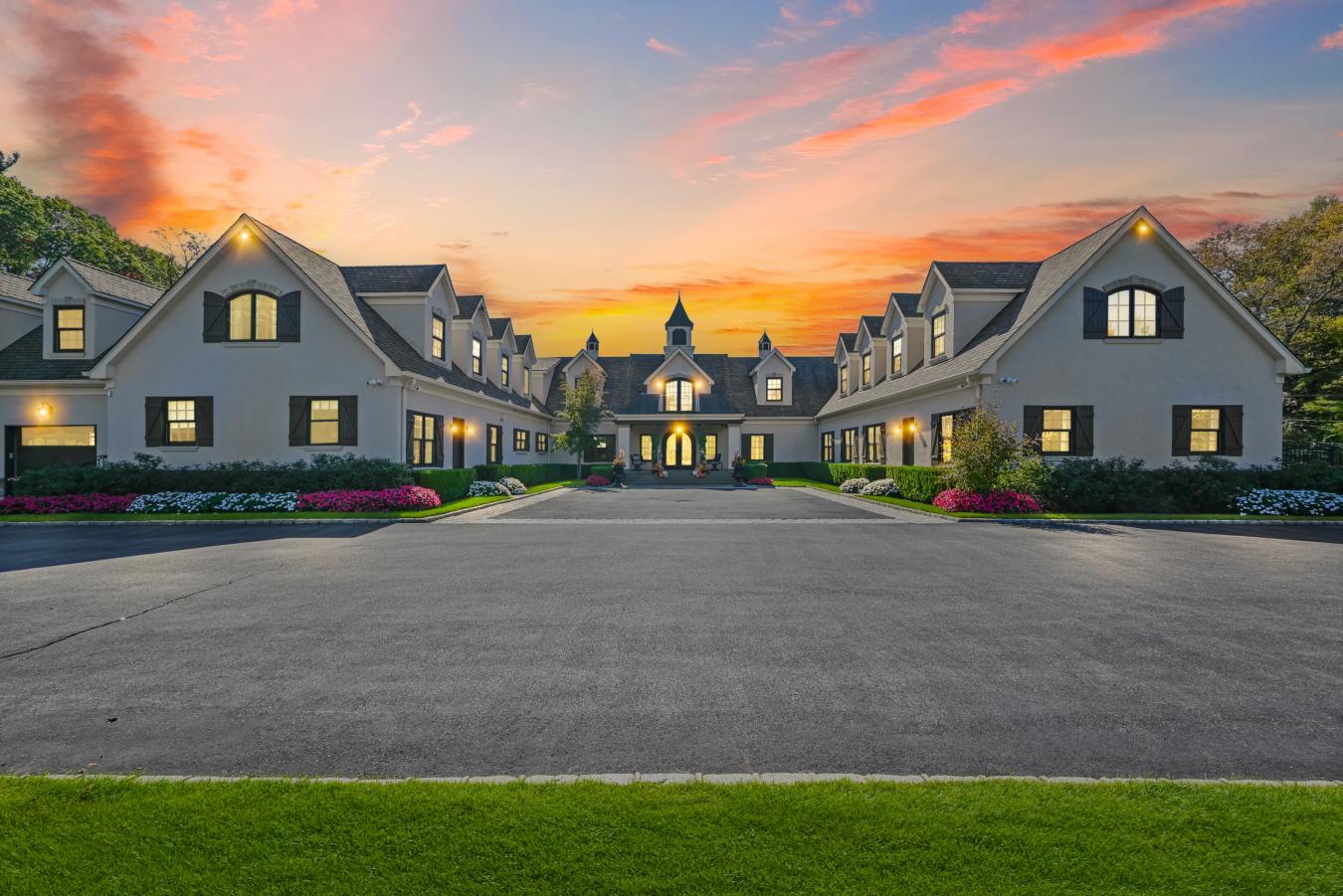 Oyster Bay, Nassau, 11771, United States, 6 Bedrooms Bedrooms, ,6 BathroomsBathrooms,Residential,For Sale,2049895