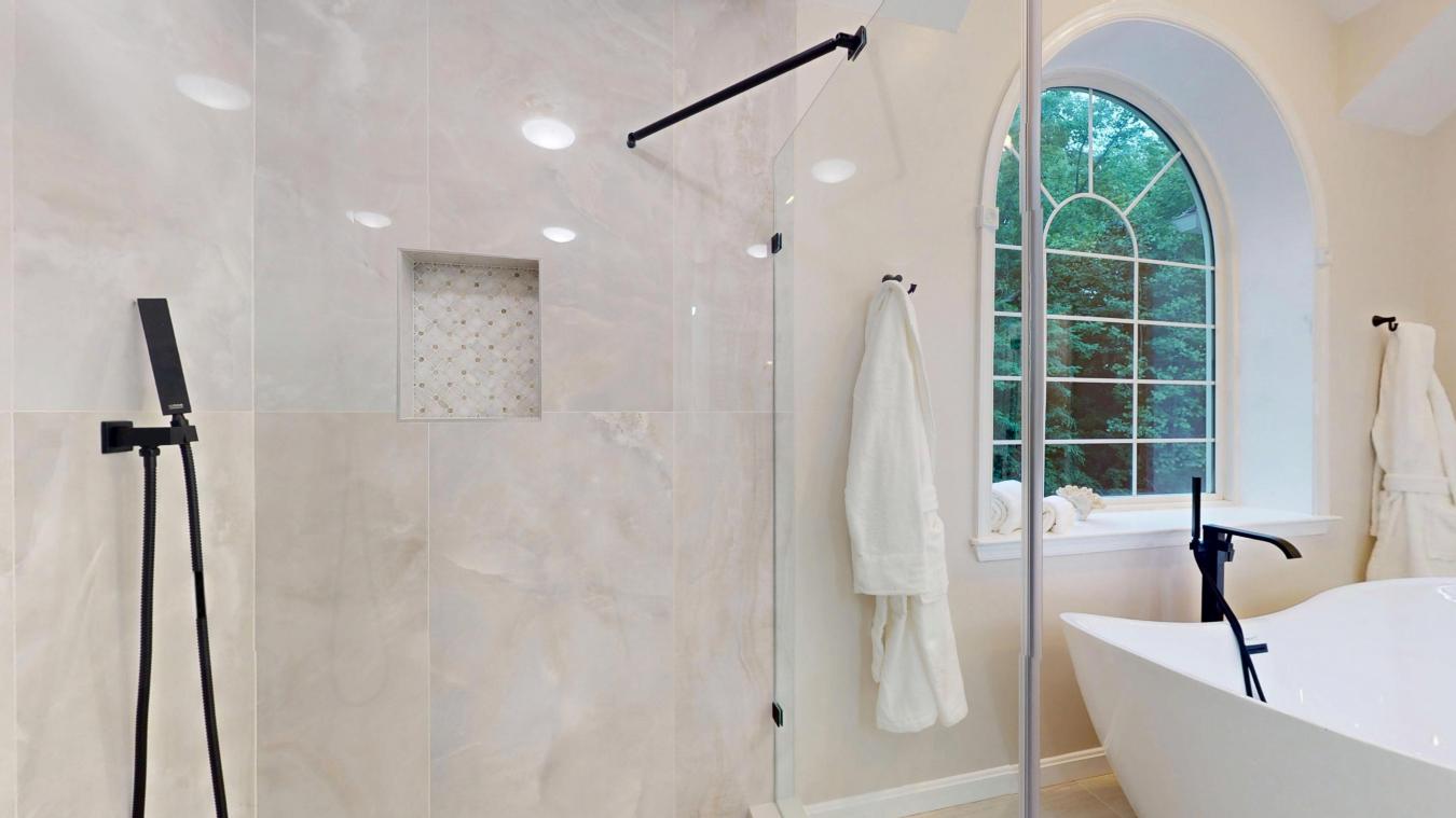 Brandywine, Maryland, 20613, United States, 6 Bedrooms Bedrooms, ,6 BathroomsBathrooms,Residential,For Sale,2049893