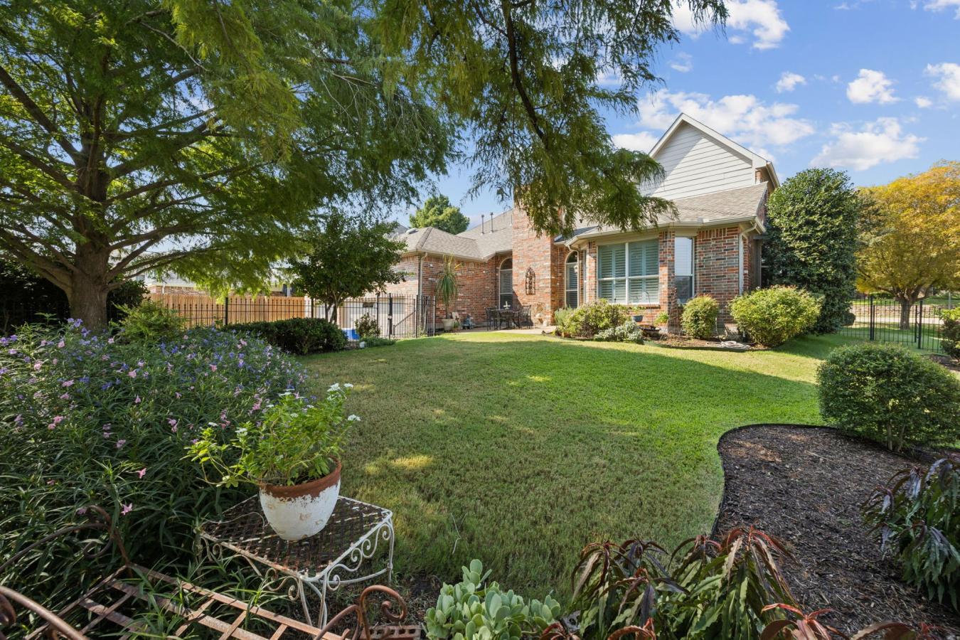Rockwall, Rockwall, 75087, United States, ,Residential,For Sale,2049892