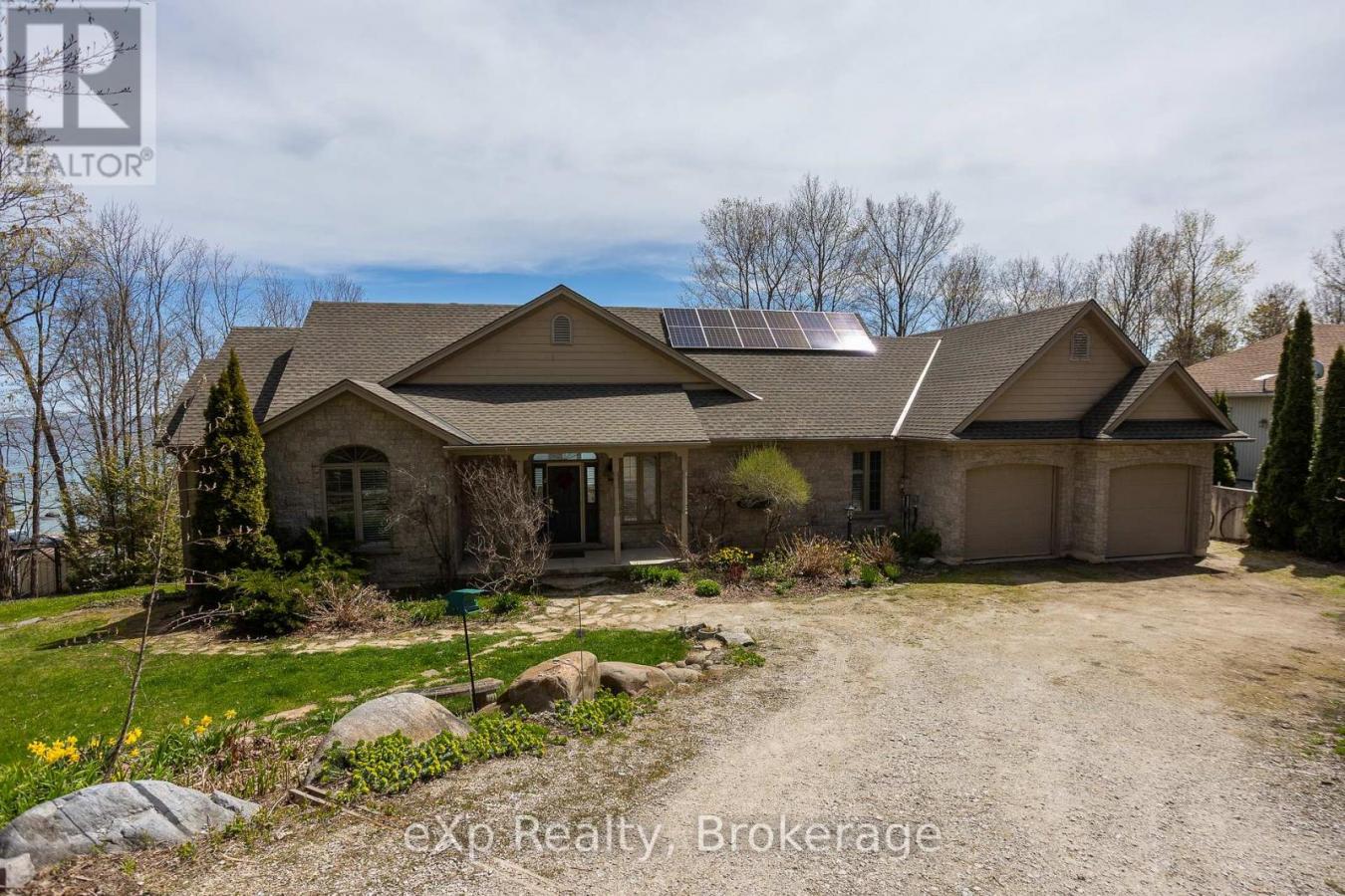 Georgian Bluffs, Grey, N0H1S0, Canada, 5 Bedrooms Bedrooms, ,3 BathroomsBathrooms,Residential,For Sale,2049890