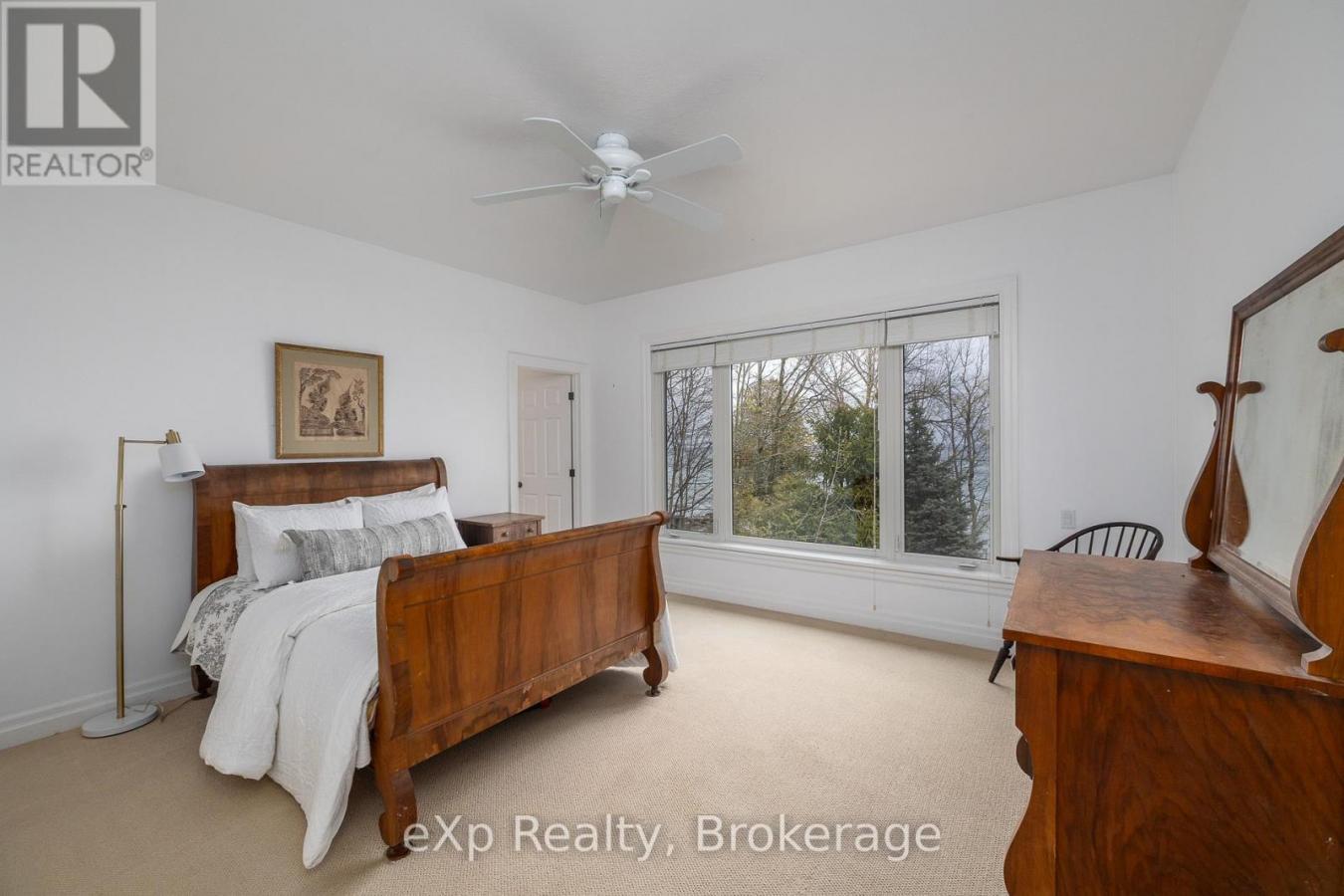 Georgian Bluffs, Grey, N0H1S0, Canada, 5 Bedrooms Bedrooms, ,3 BathroomsBathrooms,Residential,For Sale,2049890