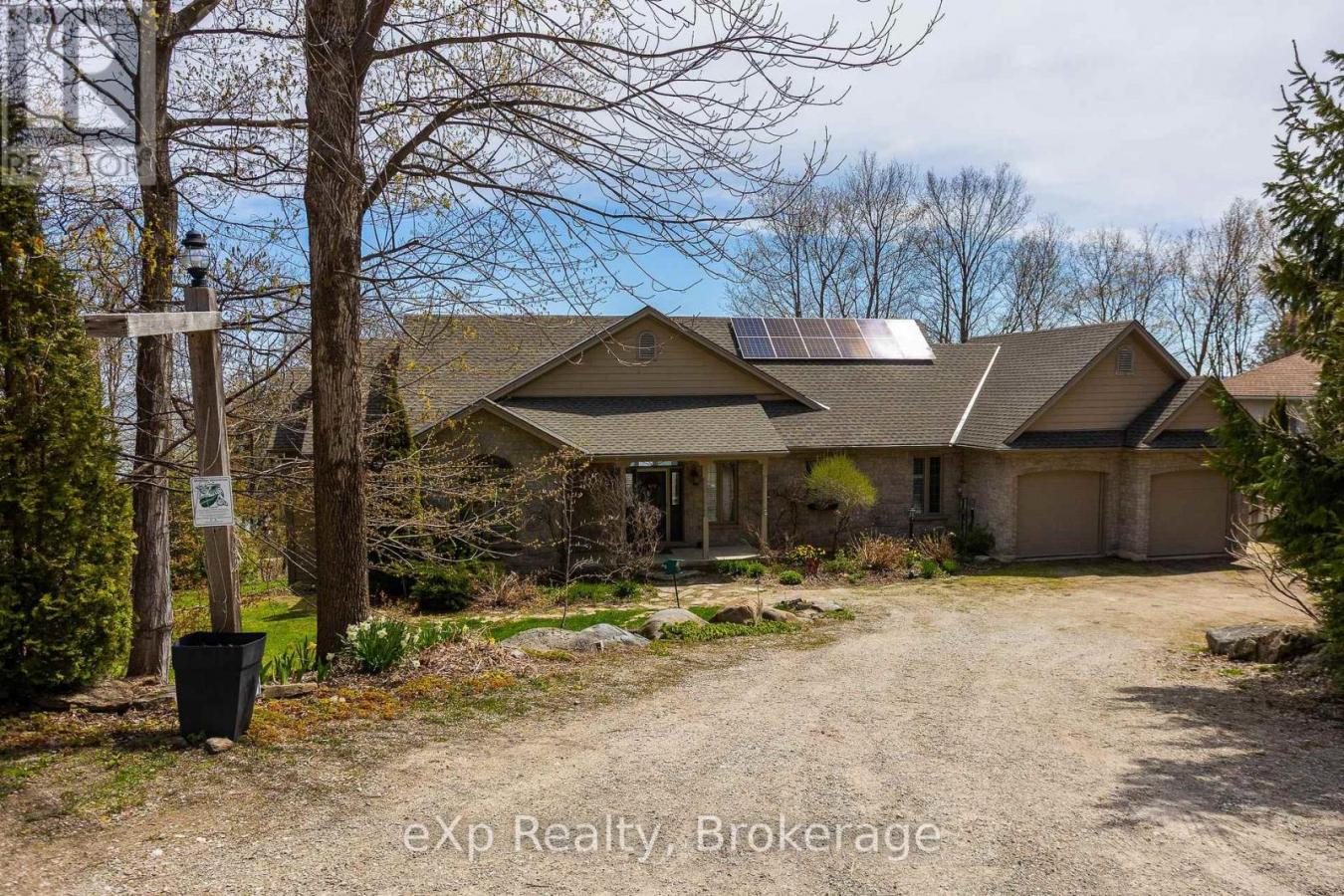 Georgian Bluffs, Grey, N0H1S0, Canada, 5 Bedrooms Bedrooms, ,3 BathroomsBathrooms,Residential,For Sale,2049890