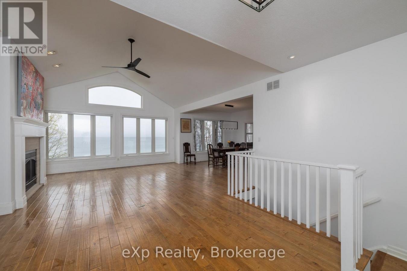 Georgian Bluffs, Grey, N0H1S0, Canada, 5 Bedrooms Bedrooms, ,3 BathroomsBathrooms,Residential,For Sale,2049890