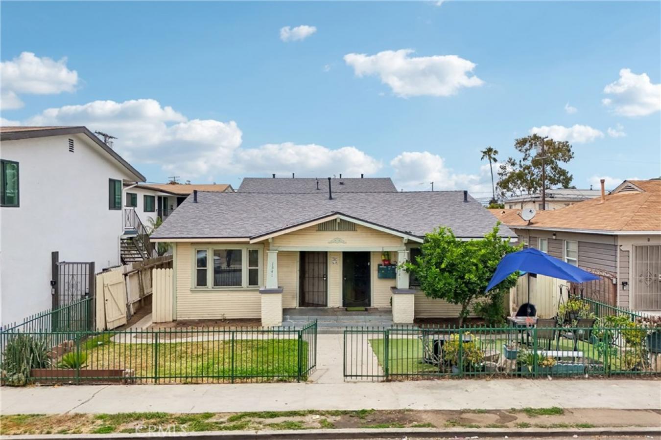 Long Beach, Los Angeles, 90804, United States, 6 Bedrooms Bedrooms, ,4 BathroomsBathrooms,Residential,For Sale,2049889