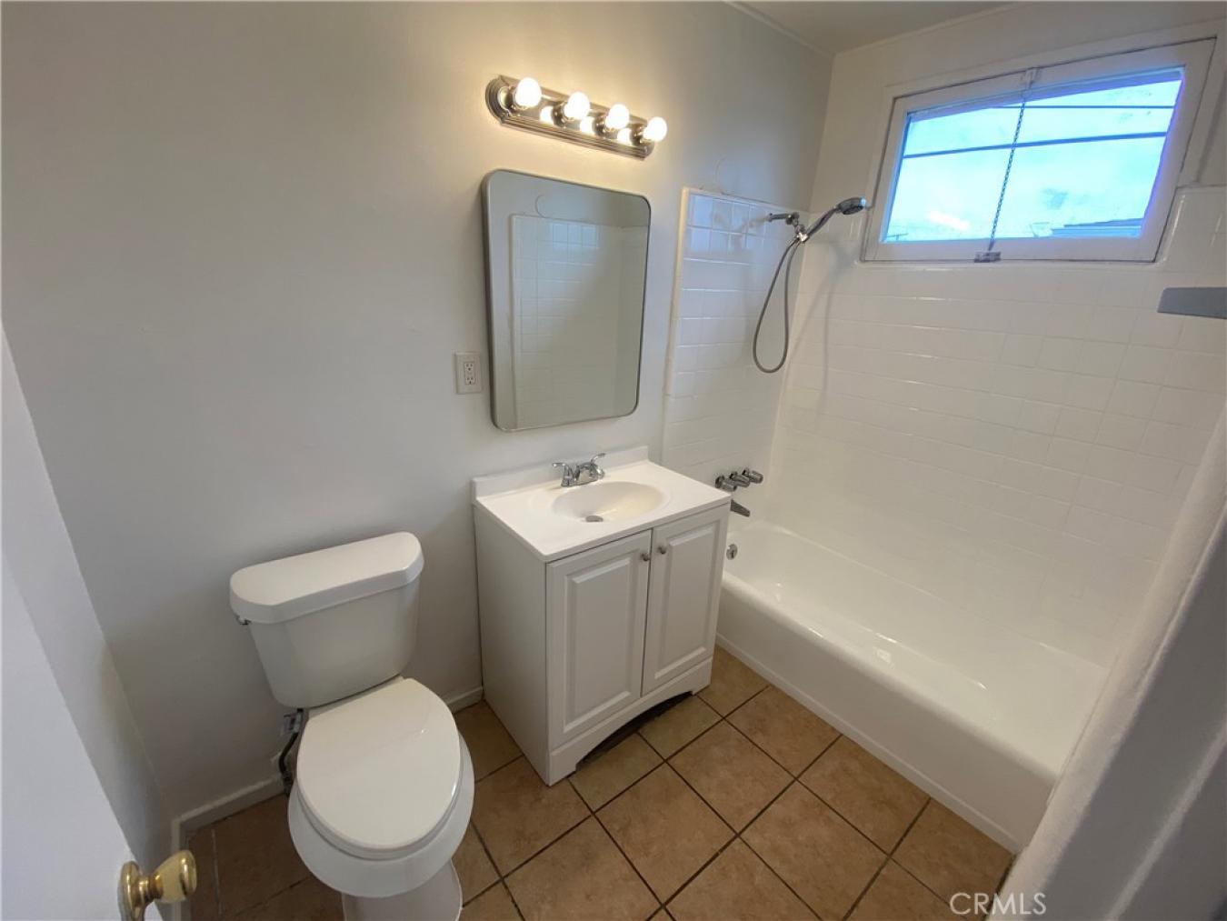 Long Beach, Los Angeles, 90804, United States, 6 Bedrooms Bedrooms, ,4 BathroomsBathrooms,Residential,For Sale,2049889