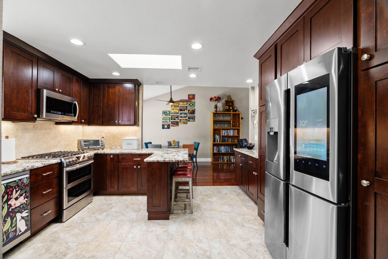 Camarillo, Ventura, United States, 5 Bedrooms Bedrooms, ,3 BathroomsBathrooms,Residential,For Sale,2049888