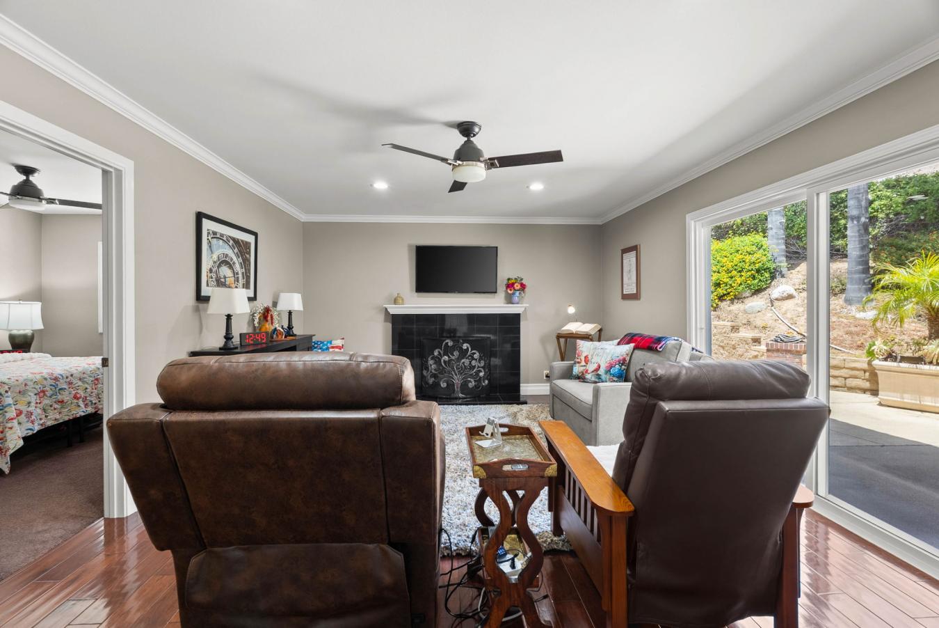 Camarillo, Ventura, United States, 5 Bedrooms Bedrooms, ,3 BathroomsBathrooms,Residential,For Sale,2049888