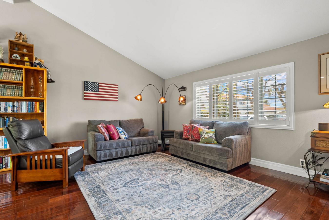 Camarillo, Ventura, United States, 5 Bedrooms Bedrooms, ,3 BathroomsBathrooms,Residential,For Sale,2049888