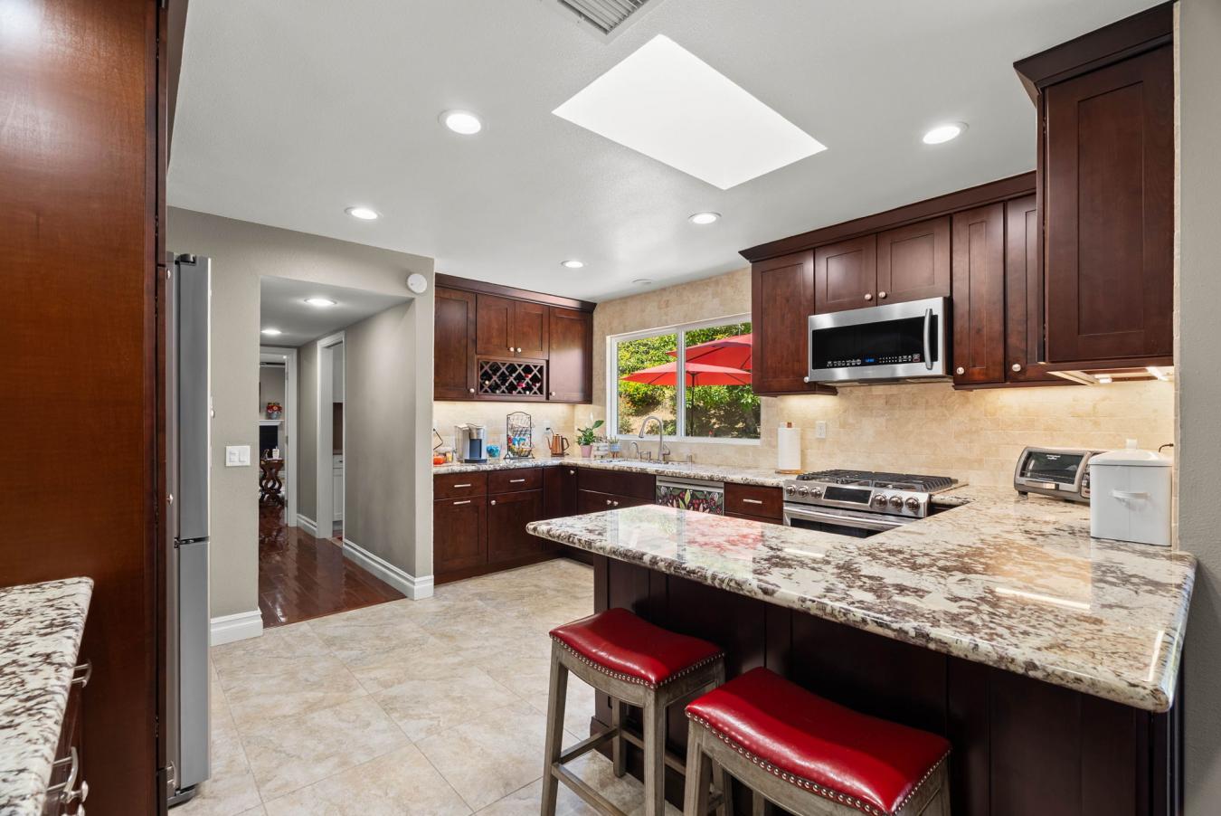 Camarillo, Ventura, United States, 5 Bedrooms Bedrooms, ,3 BathroomsBathrooms,Residential,For Sale,2049888