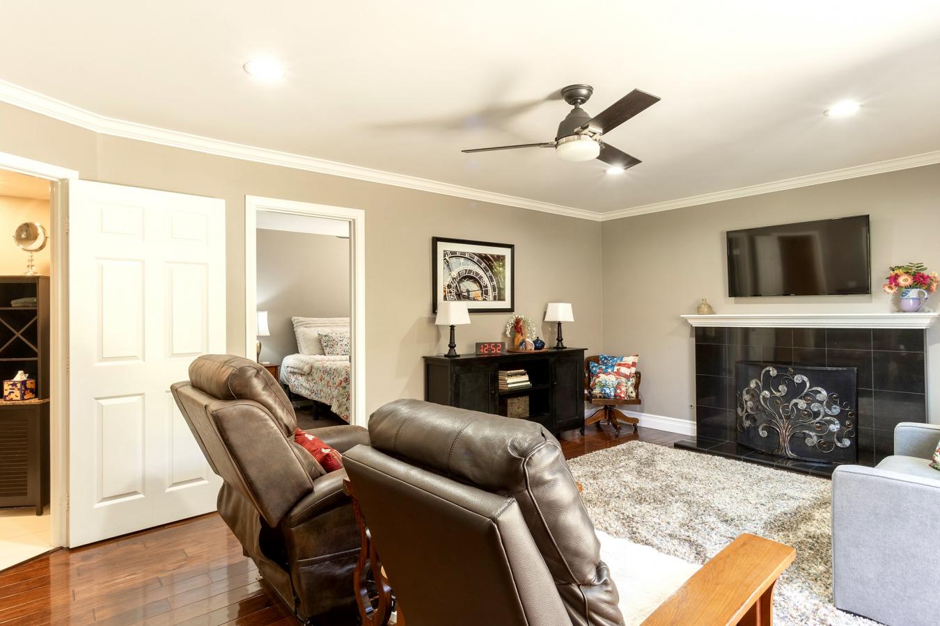 Camarillo, Ventura, United States, 5 Bedrooms Bedrooms, ,3 BathroomsBathrooms,Residential,For Sale,2049888