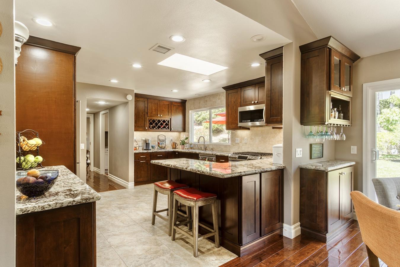 Camarillo, Ventura, United States, 5 Bedrooms Bedrooms, ,3 BathroomsBathrooms,Residential,For Sale,2049888