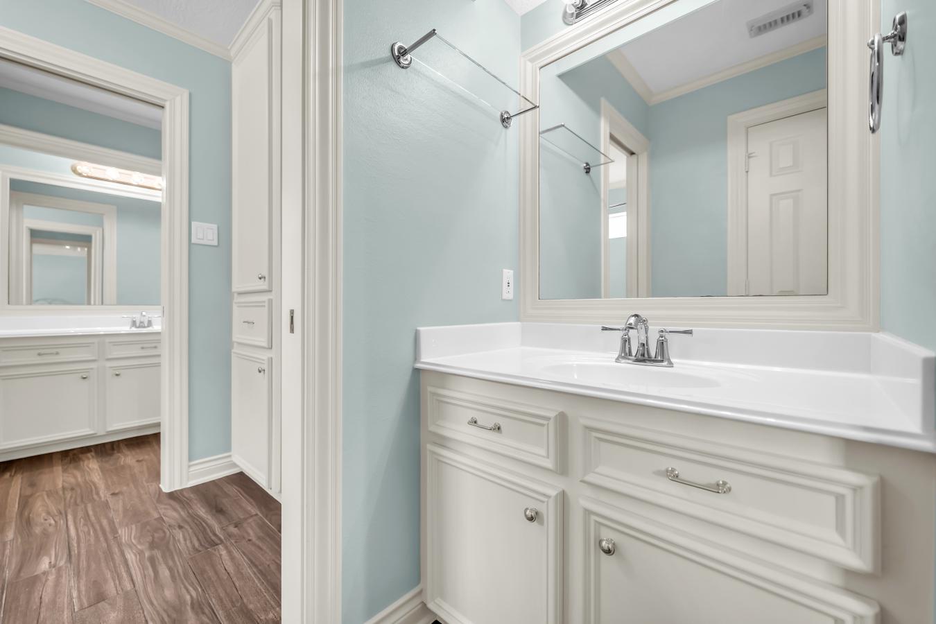 Sugar Land, Texas, 77479, United States, 5 Bedrooms Bedrooms, ,3 BathroomsBathrooms,Residential,For Sale,2049887