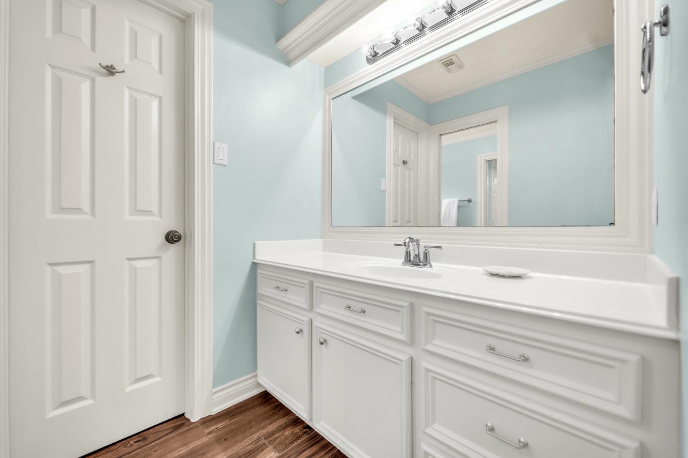 Sugar Land, Texas, 77479, United States, 5 Bedrooms Bedrooms, ,3 BathroomsBathrooms,Residential,For Sale,2049887