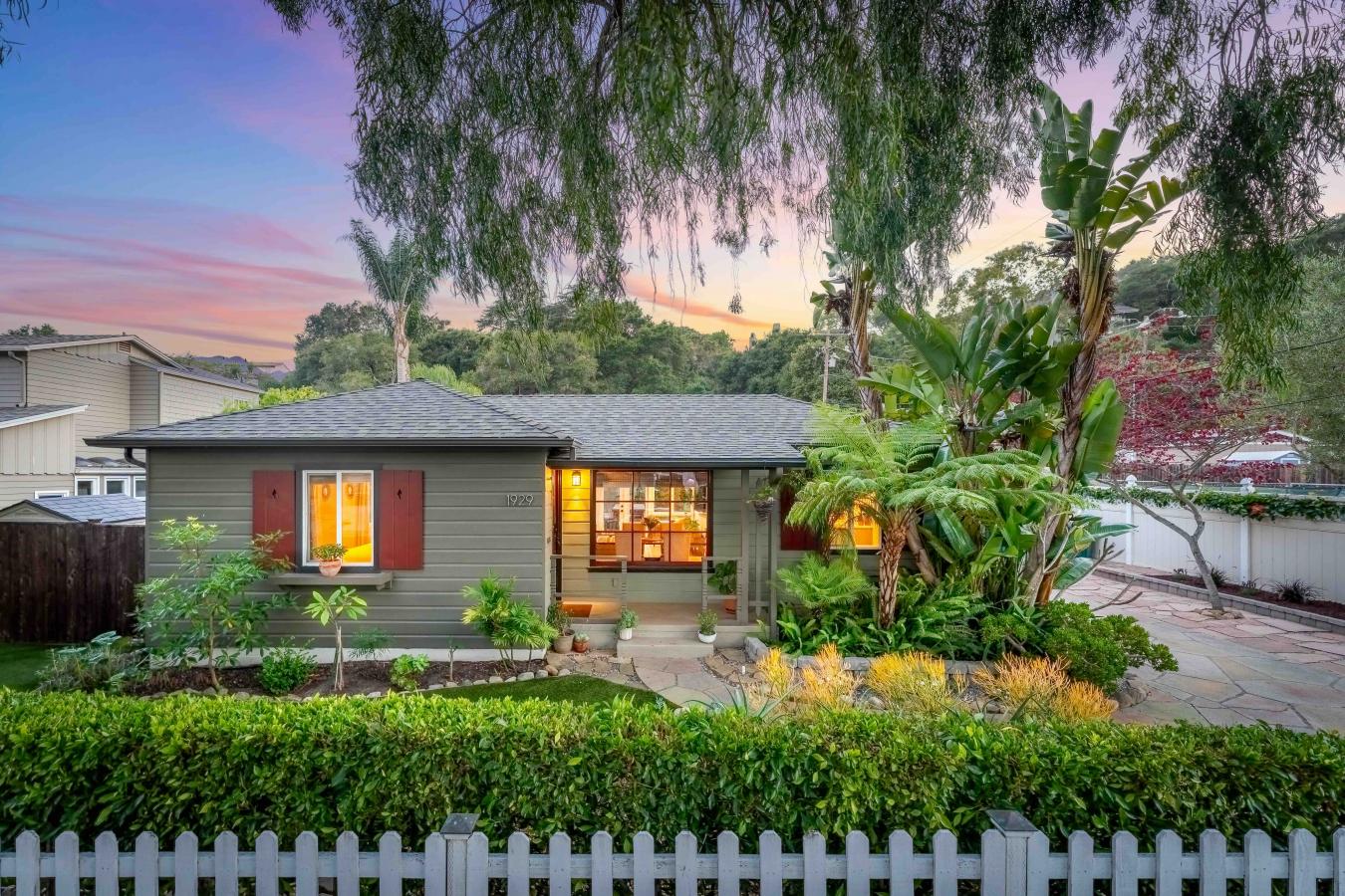 Santa Barbara, Santa Barbara, 93101, United States, 3 Bedrooms Bedrooms, ,2 BathroomsBathrooms,Residential,For Sale,2049886