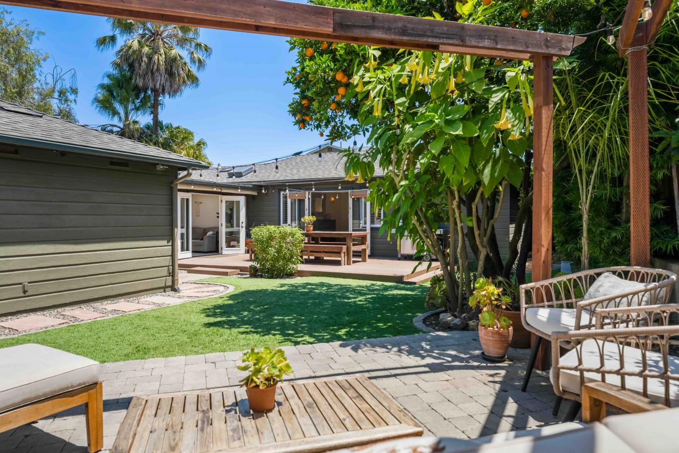 Santa Barbara, Santa Barbara, 93101, United States, 3 Bedrooms Bedrooms, ,2 BathroomsBathrooms,Residential,For Sale,2049886