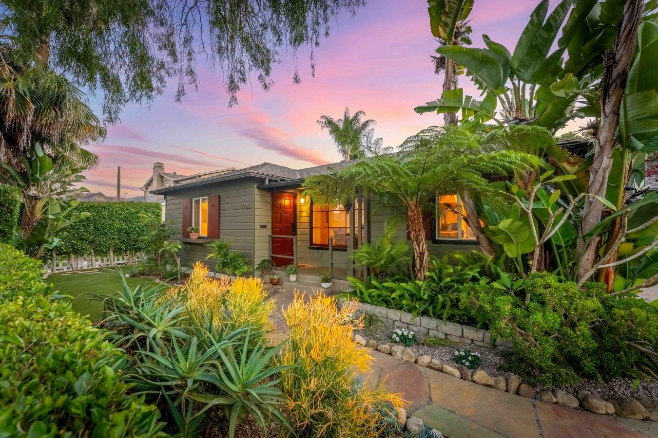 Santa Barbara, Santa Barbara, 93101, United States, 3 Bedrooms Bedrooms, ,2 BathroomsBathrooms,Residential,For Sale,2049886