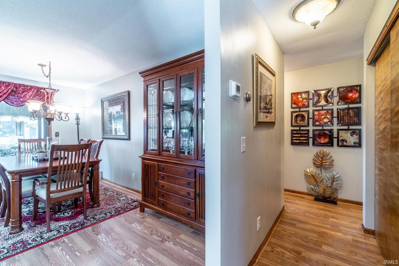 Claypool, Kosciusko, 46510, United States, 3 Bedrooms Bedrooms, ,2 BathroomsBathrooms,Residential,For Sale,2049882
