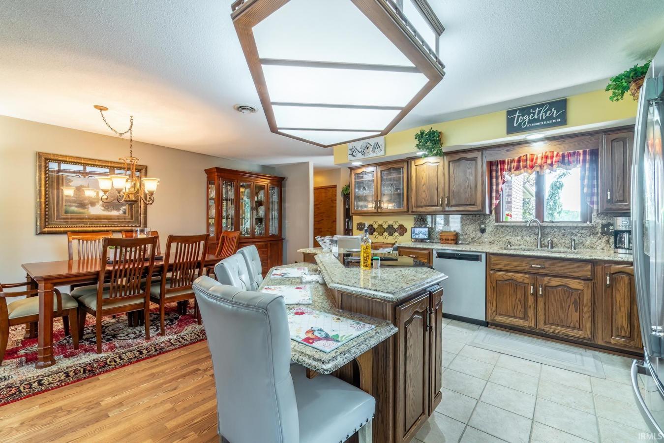 Claypool, Kosciusko, 46510, United States, 3 Bedrooms Bedrooms, ,2 BathroomsBathrooms,Residential,For Sale,2049882