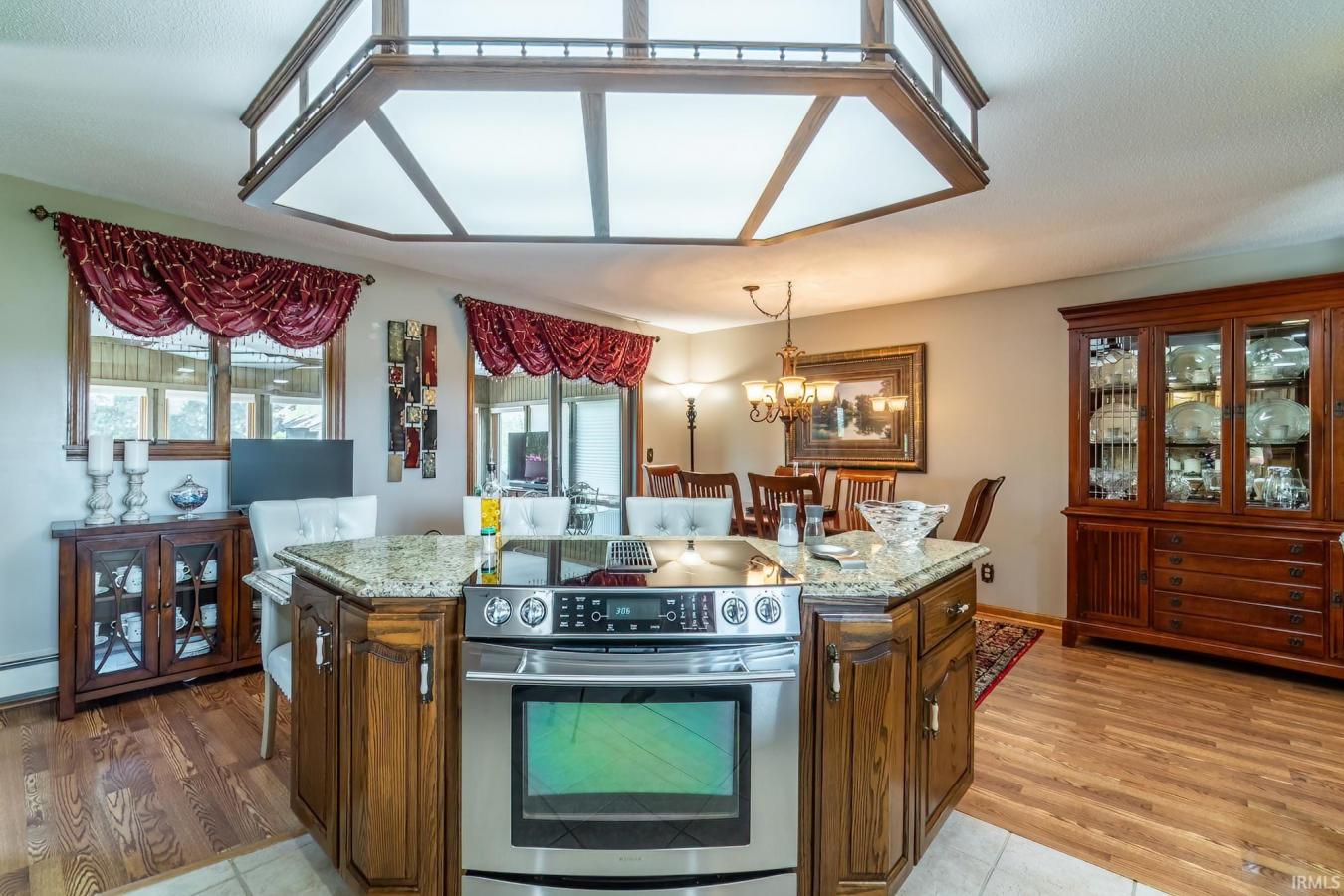 Claypool, Kosciusko, 46510, United States, 3 Bedrooms Bedrooms, ,2 BathroomsBathrooms,Residential,For Sale,2049882
