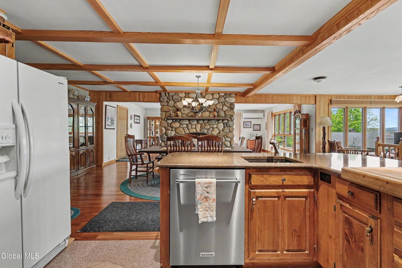 Schroon Lake, Essex, 12870, United States, 4 Bedrooms Bedrooms, ,2 BathroomsBathrooms,Residential,For Sale,2049880