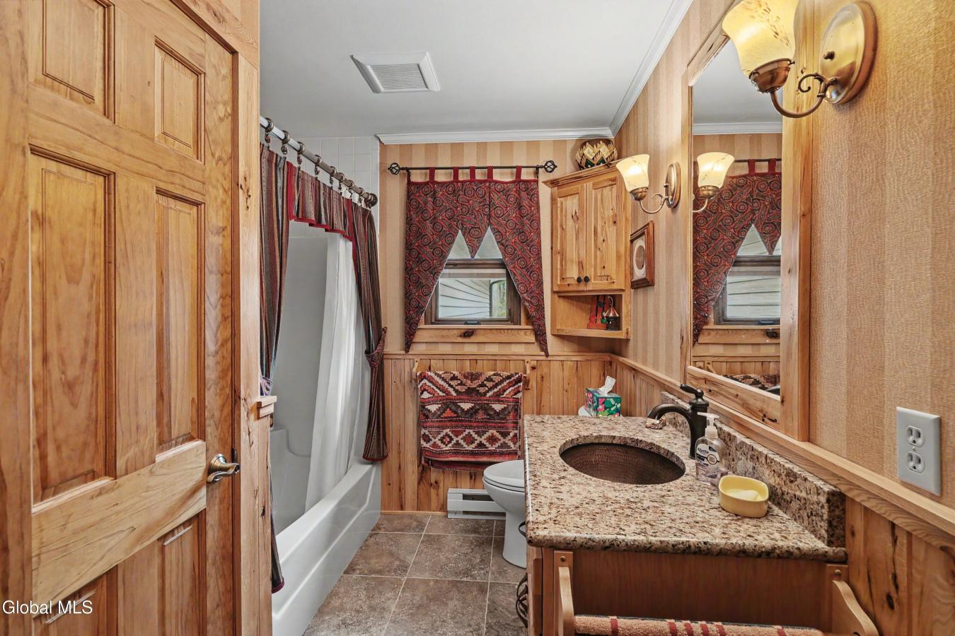 Schroon Lake, Essex, 12870, United States, 4 Bedrooms Bedrooms, ,2 BathroomsBathrooms,Residential,For Sale,2049880