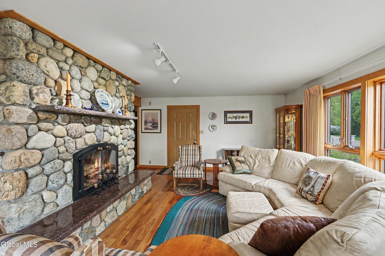 Schroon Lake, Essex, 12870, United States, 4 Bedrooms Bedrooms, ,2 BathroomsBathrooms,Residential,For Sale,2049880