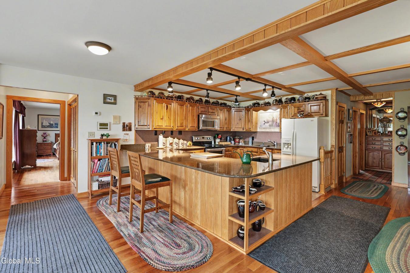 Schroon Lake, Essex, 12870, United States, 4 Bedrooms Bedrooms, ,2 BathroomsBathrooms,Residential,For Sale,2049880
