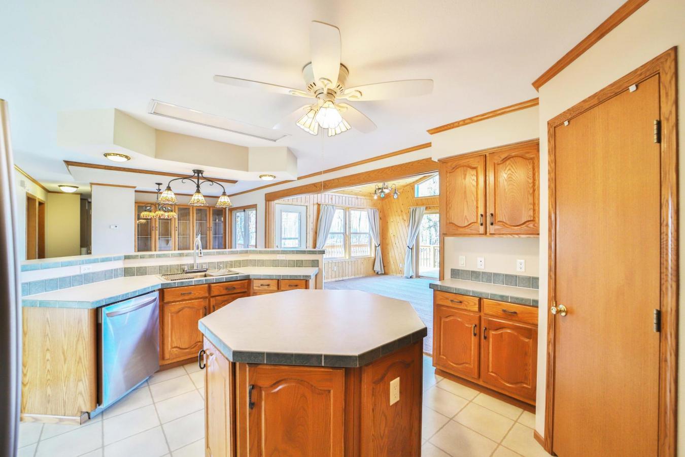 Brainerd, Crow Wing, 56401, United States, 3 Bedrooms Bedrooms, ,2 BathroomsBathrooms,Residential,For Sale,2049878